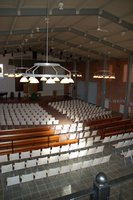 Grote kroonluchters kerk Aalsmeer